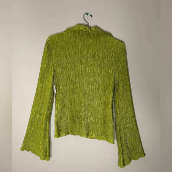 Vintage style lime green long sleeve blouse - Picture 2 of 3